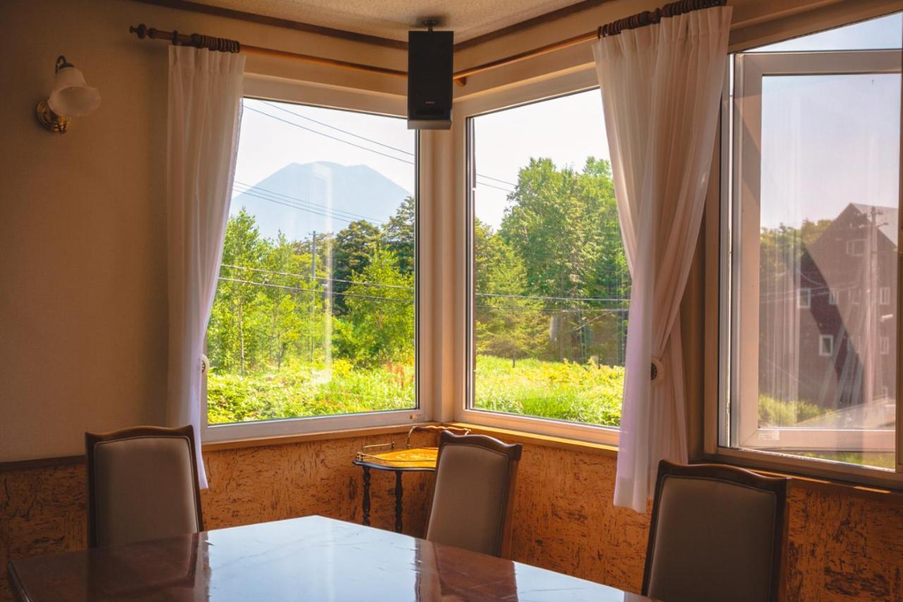 Niseko Ski Lodge - Higashiyama מראה חיצוני תמונה