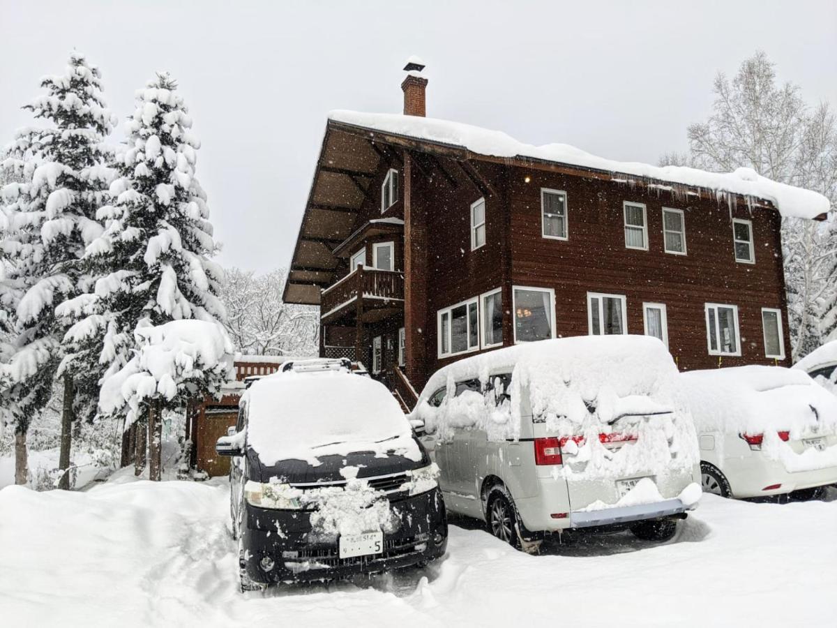 Niseko Ski Lodge - Higashiyama מראה חיצוני תמונה